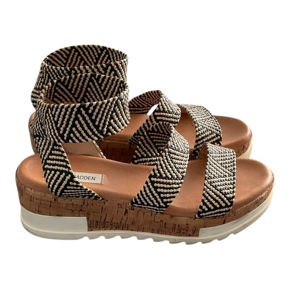 Steve Madden Bandi Sandals Size 7.5 M - Picture 2 of 5